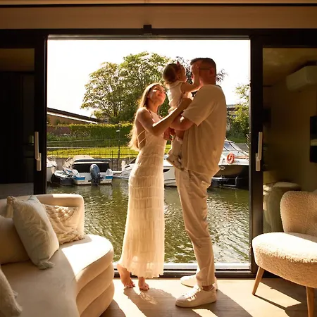 Na Wodzie - La Mare Motlava Houseboats By Downtown * Gdańsk