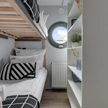 Apartment Na Wodzie - La Mare Motlava Houseboats By Downtown *