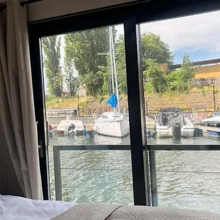 Apartment Na Wodzie - La Mare Motlava Houseboats By Downtown *