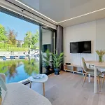 Na Wodzie - La Mare Motlava Houseboats By Downtown Διαμέρισμα Γκντανσκ