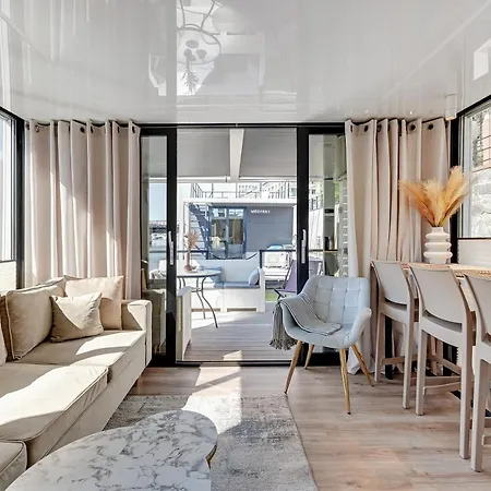 Na Wodzie - La Mare Motlava Houseboats By Downtown