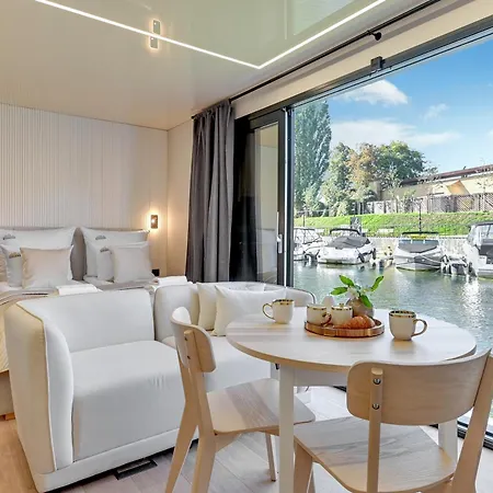 Na Wodzie - La Mare Motlava Houseboats By Downtown דירה גדנסק