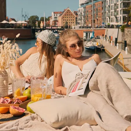 Na Wodzie - La Mare Motlava Houseboats By Downtown