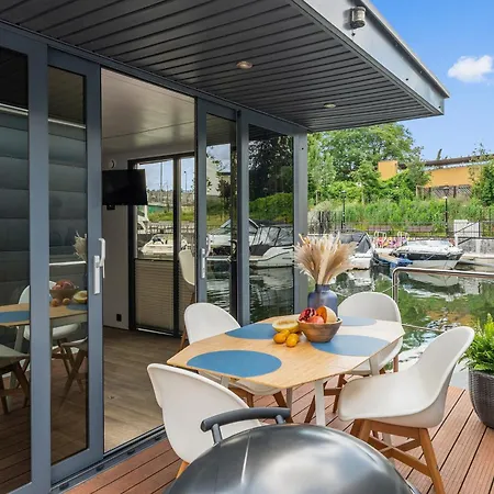 Apartmán Na Wodzie - La Mare Motlava Houseboats By Downtown *