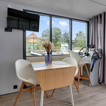 Appartement Na Wodzie - La Mare Motlava Houseboats By Downtown