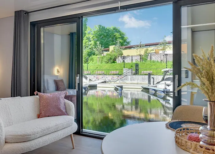 Na Wodzie - La Mare Motlava Houseboats By Downtown Apartment